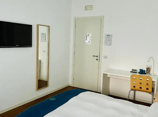 Via Padova 165