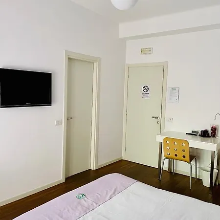 Via Padova 165 Gæstehus Milano