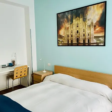 Via Padova 165 Pensión Milán